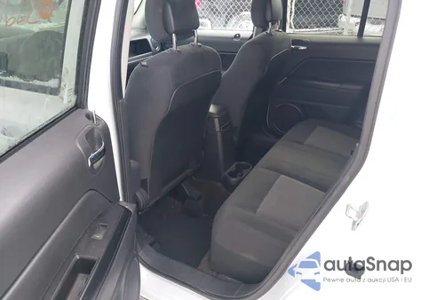 2015 Jeep Patriot Sport z USA, uszkodzony, nr VIN 1C4NJRBB9FD289967